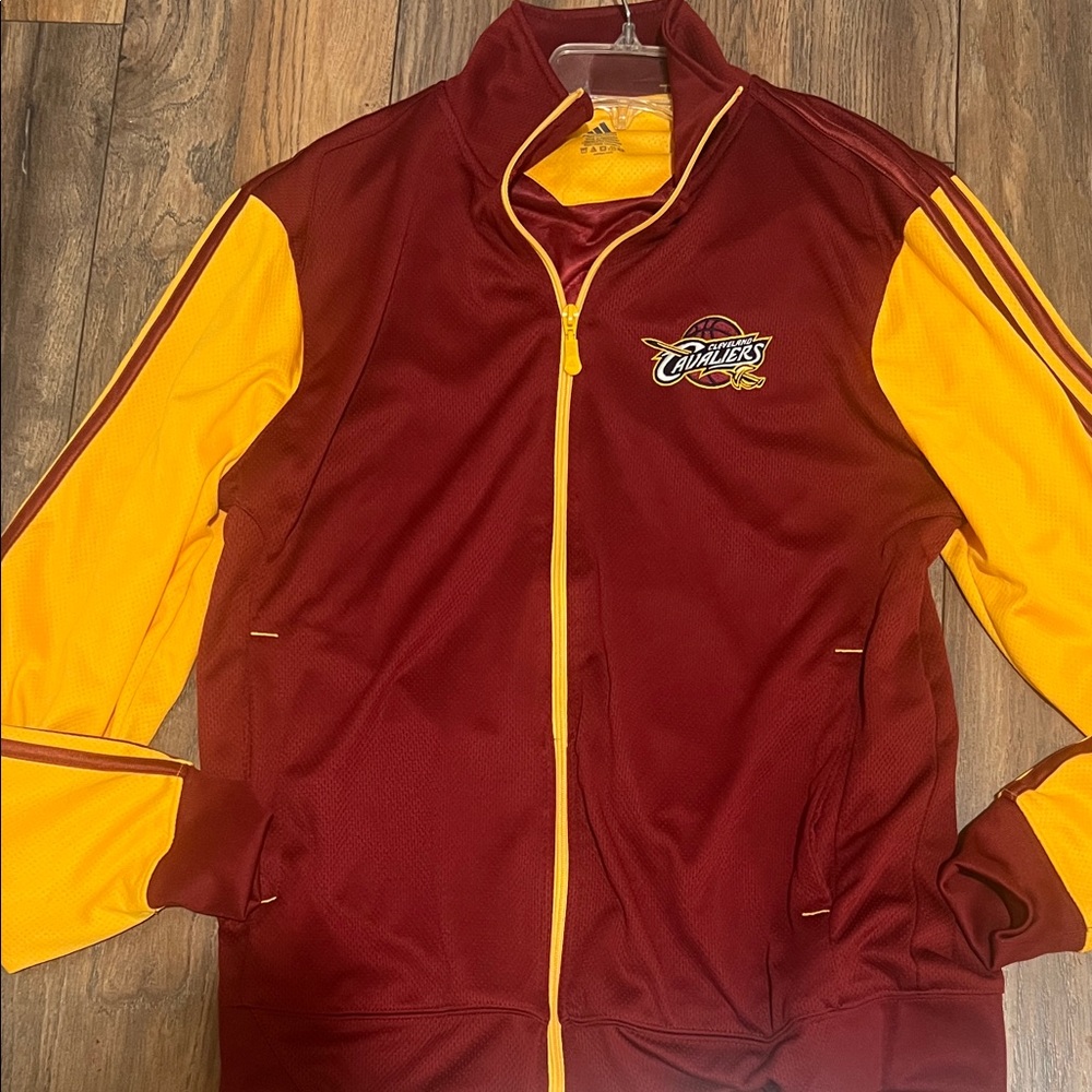 Cleveland Cavaliers Maroon and Yellow Men's Jacket Small